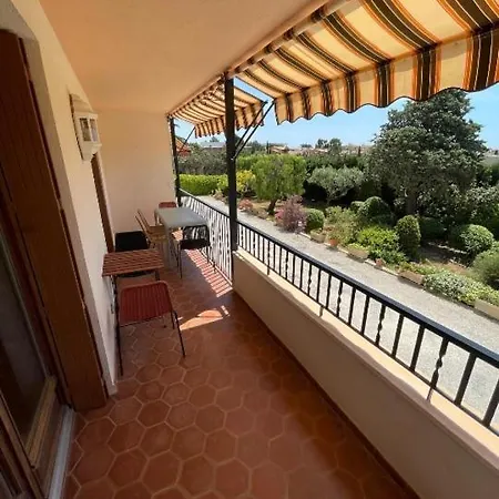 Apartment T3 Proche Centre Et Renecros-garage *